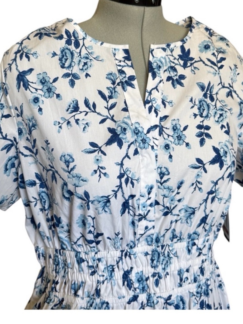 French Connection White Maxi ( or Midi) Dress with Blue Floral Print NWT LARGE - Picture 3 of 8
